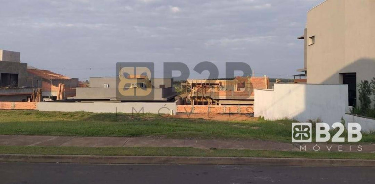 Terreno à Venda, 381 m² em Residencial Tamboré - Bauru