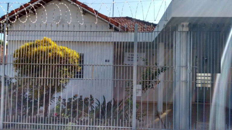 Imagem Casa com 2 Quartos à Venda, 300 m² em Jardim Bela Vista - Bauru Imagem Casa com 2 Quartos à Venda, 300 m² em Jardim Bela Vista - Bauru