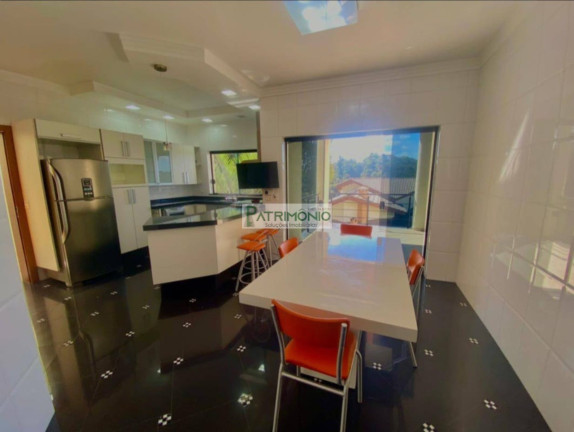 Imagem Casa com 3 Quartos à Venda, 820 m² em Arujázinho I, Ii E Iii - Arujá Imagem Casa com 3 Quartos à Venda, 820 m² em Arujázinho I, Ii E Iii - Arujá