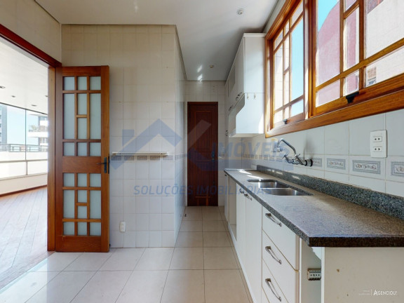 Imagem Imóvel com 5 Quartos à Venda, 410 m² em Petrópolis - Porto Alegre Imagem Imóvel com 5 Quartos à Venda, 410 m² em Petrópolis - Porto Alegre