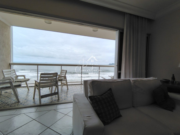 Imagem Apartamento com 3 Quartos à Venda, 240 m² em Pitangueiras - Guarujá