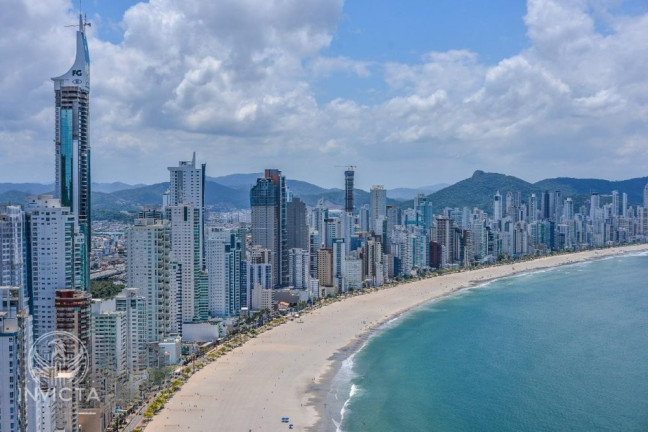 Imagem Apartamento com 4 Quartos à Venda, 230 m² em Barra Sul - Balneário Camboriú Imagem Apartamento com 4 Quartos à Venda, 230 m² em Barra Sul - Balneário Camboriú