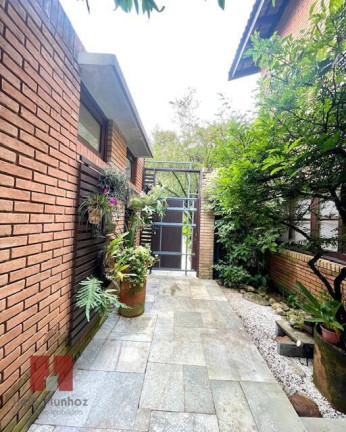 Imagem Casa com 4 Quartos à Venda, 996 m² em Alphaville - Santana De Parnaíba Imagem Casa com 4 Quartos à Venda, 996 m² em Alphaville - Santana De Parnaíba