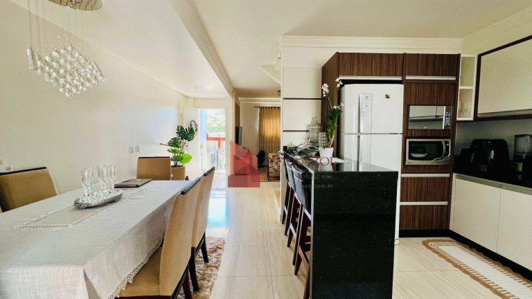 Sobrado com 3 Quartos à Venda, 230 m² em São Judas - Itajaí