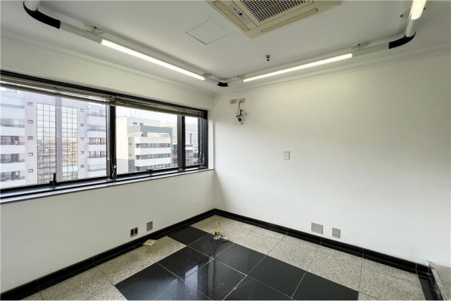 Imagem Sala Comercial à Venda,  em Jardim Paulistano - São Paulo
