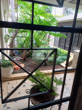 Imagem Casa com 4 Quartos à Venda, 280 m² em Vila Monumento - São Paulo