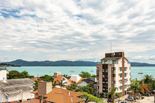 Imagem Apartamento com 2 Quartos à Venda, 80 m²