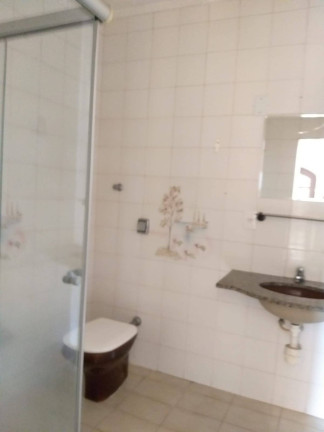 Imagem Casa com 2 Quartos à Venda,  em Jardim Botucatu - São Paulo
