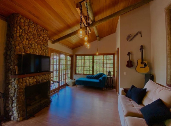 Imagem Casa com 4 Quartos à Venda, 350 m² em Quebra Frascos - Teresópolis Imagem Casa com 4 Quartos à Venda, 350 m² em Quebra Frascos - Teresópolis