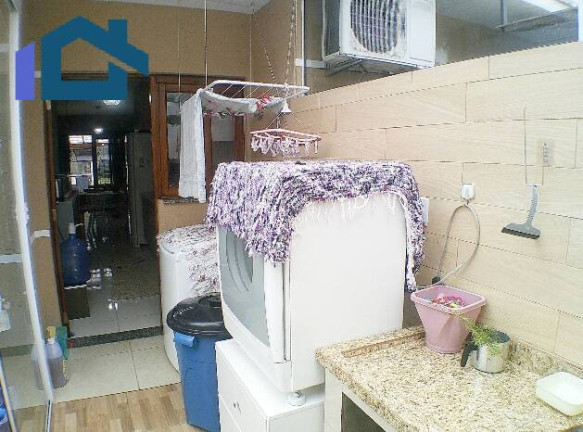 Imagem Casa com 2 Quartos à Venda, 55 m² em Parque Da Matriz - Cachoeirinha