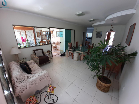 Imagem Casa com 5 Quartos à Venda, 200 m² em Jardim Excelsior - Cabo Frio Imagem Casa com 5 Quartos à Venda, 200 m² em Jardim Excelsior - Cabo Frio