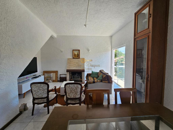 Imagem Casa com 3 Quartos à Venda, 140 m² em Iucas - Teresópolis Imagem Casa com 3 Quartos à Venda, 140 m² em Iucas - Teresópolis