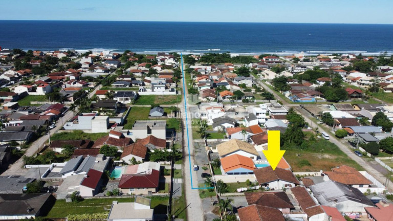 Imagem Casa com 2 Quartos à Venda, 100 m² em Barra Do Sai - Itapoá