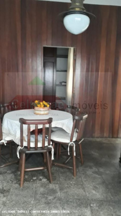 Imagem Casa com 4 Quartos à Venda, 176 m² em Centro - Taubaté Imagem Casa com 4 Quartos à Venda, 176 m² em Centro - Taubaté