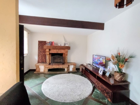 Imagem Casa com 4 Quartos à Venda, 114 m² em Santa Cecília - Teresópolis Imagem Casa com 4 Quartos à Venda, 114 m² em Santa Cecília - Teresópolis