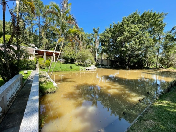 Imagem Chácara com 5 Quartos à Venda, 300 m² em Centro - Salesópolis