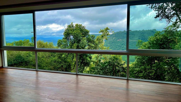 Imagem Imóvel com 2 Quartos à Venda, 117 m² em Jardim Bela Vista - Gramado Imagem Imóvel com 2 Quartos à Venda, 117 m² em Jardim Bela Vista - Gramado