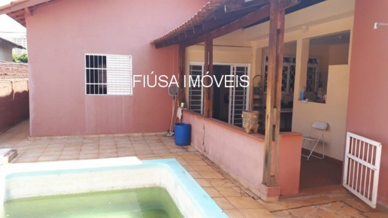 Casa com 3 Quartos à Venda,  em Independência - Ribeirão Preto