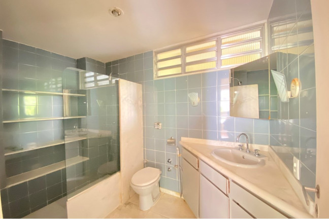 Imagem Apartamento com 3 Quartos à Venda, 136 m² em Copacabana - Rio De Janeiro Imagem Apartamento com 3 Quartos à Venda, 136 m² em Copacabana - Rio De Janeiro