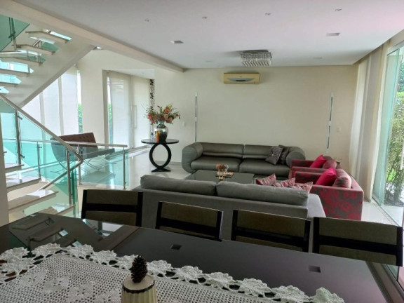 Imagem Casa com 4 Quartos à Venda, 500 m² em Colônia Terra Nova - Manaus Imagem Casa com 4 Quartos à Venda, 500 m² em Colônia Terra Nova - Manaus