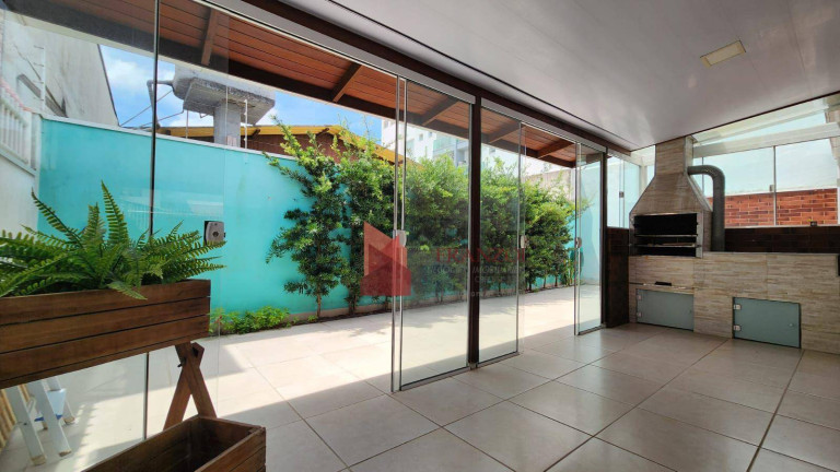 Casa com 2 Quartos à Venda, 168 m² em São João - Itajaí