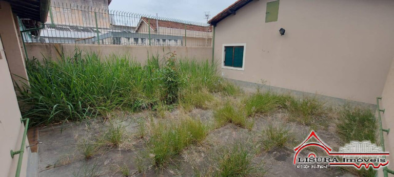 Imagem Casa com 3 Quartos à Venda, 145 m² em Centro - Jacareí Imagem Casa com 3 Quartos à Venda, 145 m² em Centro - Jacareí