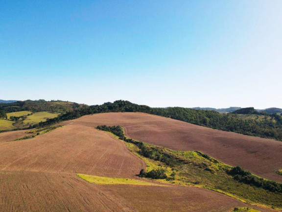 Imagem Fazenda à Venda, 895.000 m² em Centro - Andradas Imagem Fazenda à Venda, 895.000 m² em Centro - Andradas