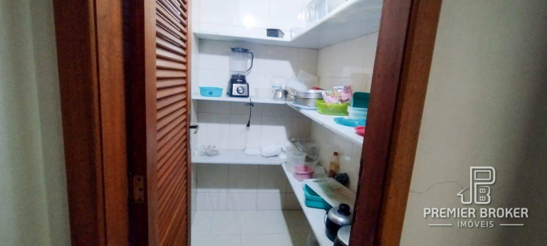 Imagem Casa com 4 Quartos à Venda, 134 m² em São Pedro - Teresópolis Imagem Casa com 4 Quartos à Venda, 134 m² em São Pedro - Teresópolis