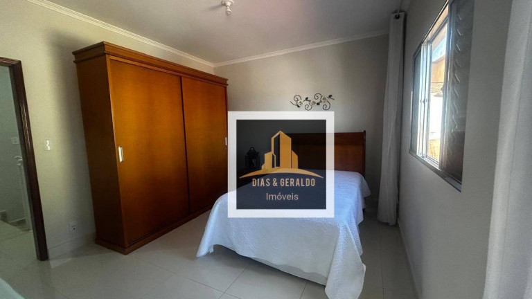 Imagem Sobrado com 3 Quartos à Venda, 240 m² em Borda Da Mata - Caçapava Imagem Sobrado com 3 Quartos à Venda, 240 m² em Borda Da Mata - Caçapava