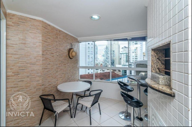 Imagem Apartamento com 2 Quartos à Venda, 135 m² em Centro - Balneário Camboriú Imagem Apartamento com 2 Quartos à Venda, 135 m² em Centro - Balneário Camboriú