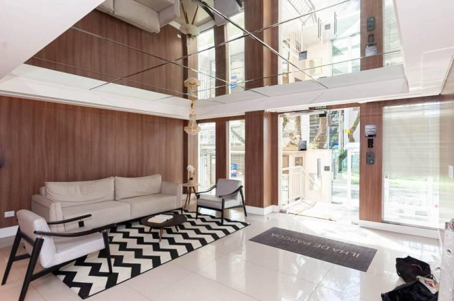 Imagem Cobertura com 3 Quartos à Venda, 121 m² em Novo Mundo - Curitiba Imagem Cobertura com 3 Quartos à Venda, 121 m² em Novo Mundo - Curitiba