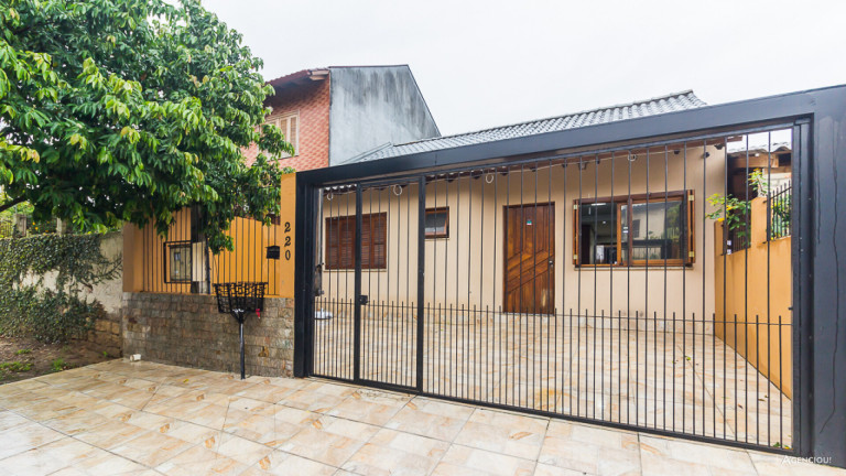 Casa com 3 Quartos à Venda, 160 m² em Agronomia - Porto Alegre