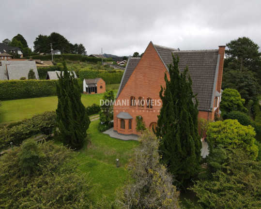 Imagem Casa com 4 Quartos à Venda, 530 m² em Região Do Alto Da Vila Inglesa - Campos Do Jordão Imagem Casa com 4 Quartos à Venda, 530 m² em Região Do Alto Da Vila Inglesa - Campos Do Jordão