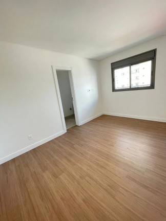 Imagem Apartamento com 4 Quartos à Venda, 151 m² em Centro - Balneário Camboriú Imagem Apartamento com 4 Quartos à Venda, 151 m² em Centro - Balneário Camboriú