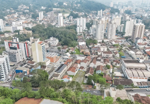 Imagem Terreno à Venda, 1.402 m² em Victor Konder - Blumenau