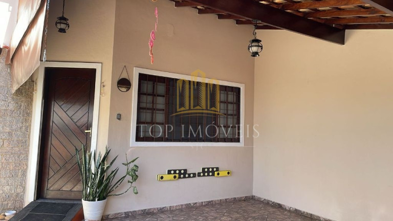 Imagem Casa com 3 Quartos à Venda, 300 m² em Jardim Flórida - Jacareí Imagem Casa com 3 Quartos à Venda, 300 m² em Jardim Flórida - Jacareí