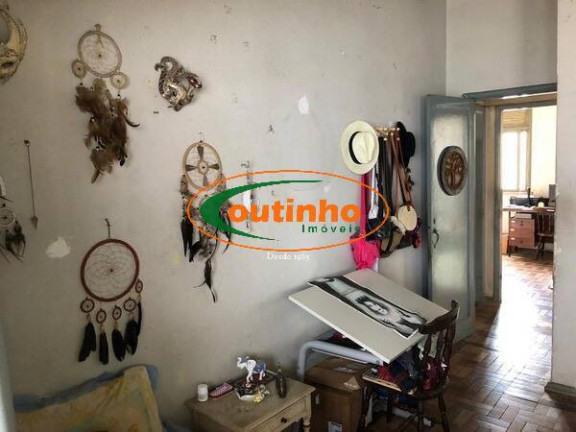 Imagem Casa com 6 Quartos à Venda, 367 m² em Tijuca - Rio De Janeiro Imagem Casa com 6 Quartos à Venda, 367 m² em Tijuca - Rio De Janeiro