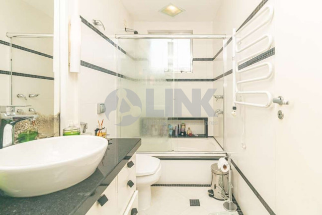 Imagem Apartamento com 3 Quartos à Venda, 113 m² em Petropolis - Porto Alegre Imagem Apartamento com 3 Quartos à Venda, 113 m² em Petropolis - Porto Alegre