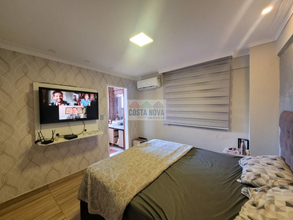 Imagem Apartamento com 3 Quartos à Venda, 130 m²