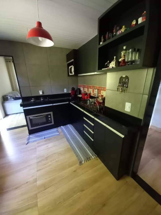 Imagem Casa com 3 Quartos à Venda, 8 m² em Amparo - Nova Friburgo Imagem Casa com 3 Quartos à Venda, 8 m² em Amparo - Nova Friburgo