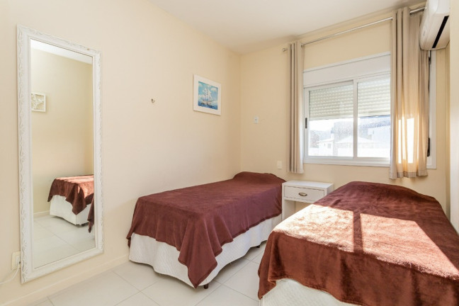 Imagem Imóvel com 2 Quartos à Venda, em Ingleses Do Rio Vermelho - Florianópolis Imagem Imóvel com 2 Quartos à Venda, em Ingleses Do Rio Vermelho - Florianópolis