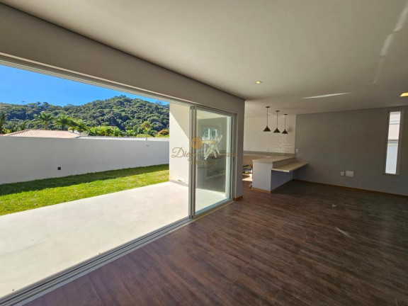 Imagem Casa com 3 Quartos à Venda, 260 m² em Green Valleiy - Teresópolis Imagem Casa com 3 Quartos à Venda, 260 m² em Green Valleiy - Teresópolis