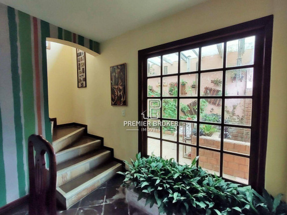 Imagem Casa com 4 Quartos à Venda, 200 m² em Albuquerque - Teresópolis Imagem Casa com 4 Quartos à Venda, 200 m² em Albuquerque - Teresópolis