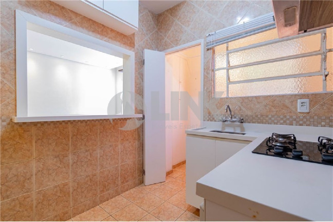 Imagem Apartamento com 1 Quarto à Venda, 42 m² em Menino Deus - Porto Alegre