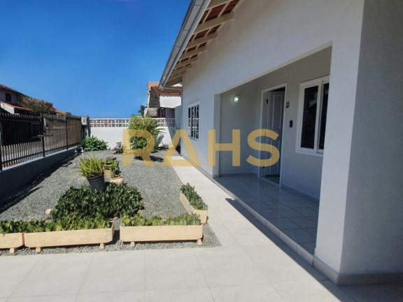 Casa com 3 Quartos à Venda, 123 m² em Costa E Silva - Joinville