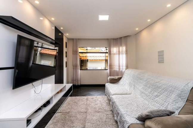 Imagem Casa com 3 Quartos à Venda, 221 m² em Vila Ivg - São Paulo
