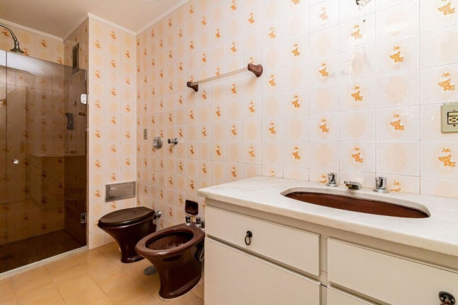 Imagem Apartamento com 3 Quartos à Venda, 110 m² em Três Figueiras - Porto Alegre Imagem Apartamento com 3 Quartos à Venda, 110 m² em Três Figueiras - Porto Alegre