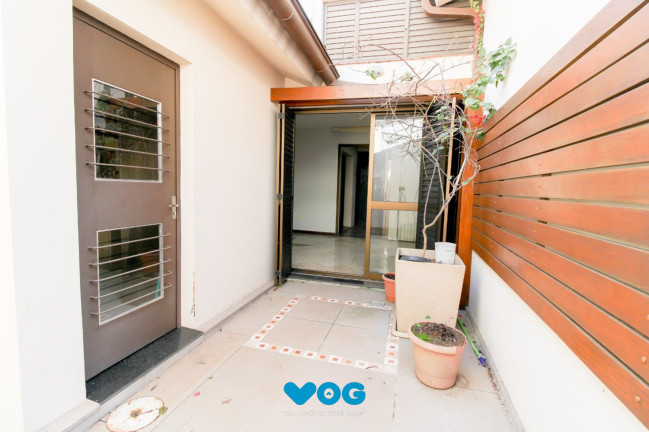 Imagem Casa com 3 Quartos à Venda, 280 m² em Chácara Das Pedras - Porto Alegre
