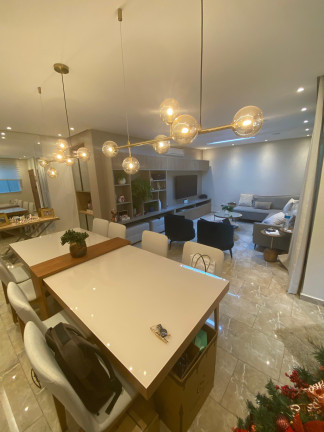 Imagem Casa com 3 Quartos à Venda, 223 m² em Embaré - Santos