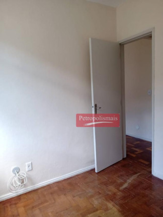 Imagem Apartamento com 1 Quarto à Venda, em Mosela - Petrópolis Imagem Apartamento com 1 Quarto à Venda, em Mosela - Petrópolis
